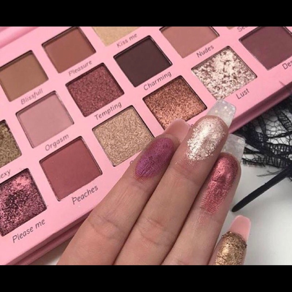 Beauty Creations the sweetest palette